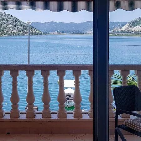 Gorgeous In Rogotin-ploce With Wifi Apartment Rogotin
