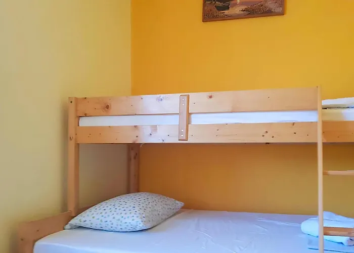 Gorgeous In Rogotin-ploce With Wifi Apartment Rogotin