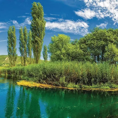 Gorgeous In Rogotin-ploce With Wifi Апартаменты *