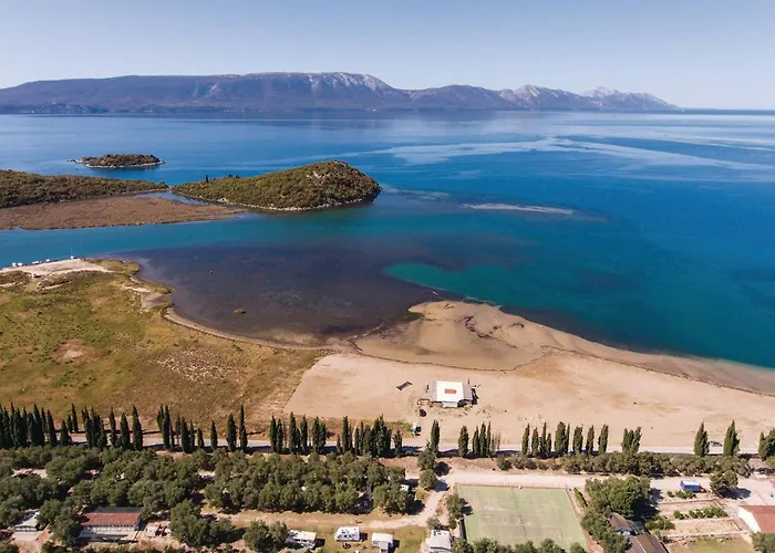 Gorgeous In Rogotin-ploce With Wifi Appartement *